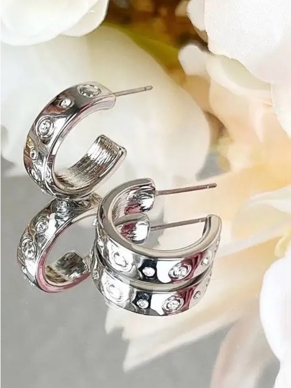 Retired Park Lane “Trend” Earrings: Silver